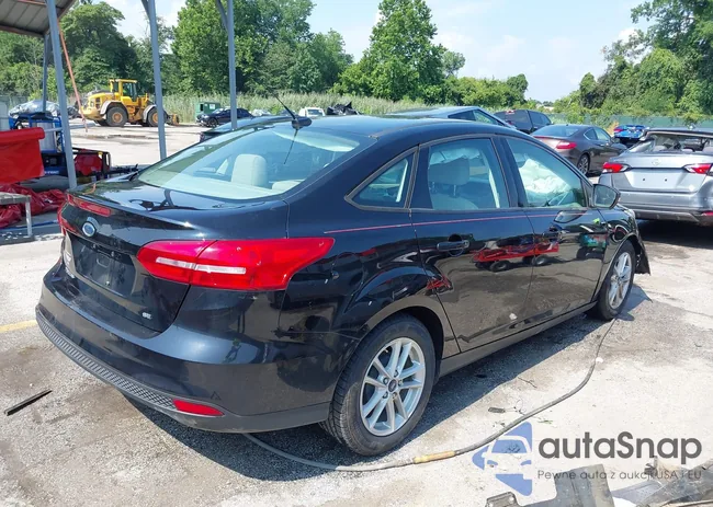 1FADP3F25HL242676: 42998576