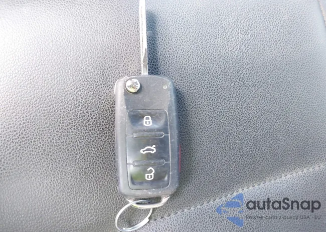 3VWHX7ATXDM634268: 42998618