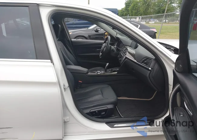 WBA3A5C5XDF351304: 42998737