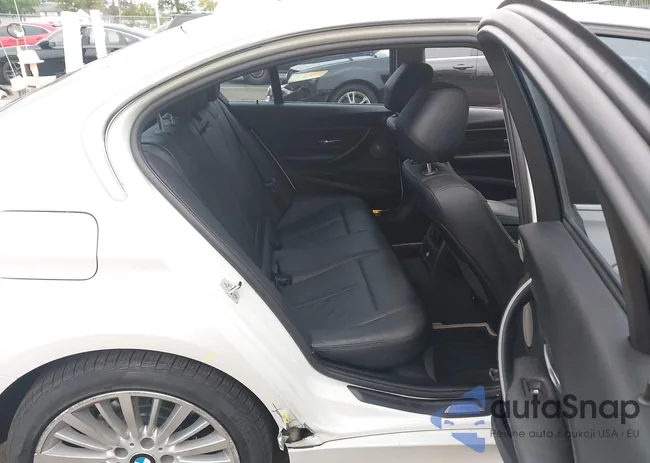 WBA3A5C5XDF351304: 42998737