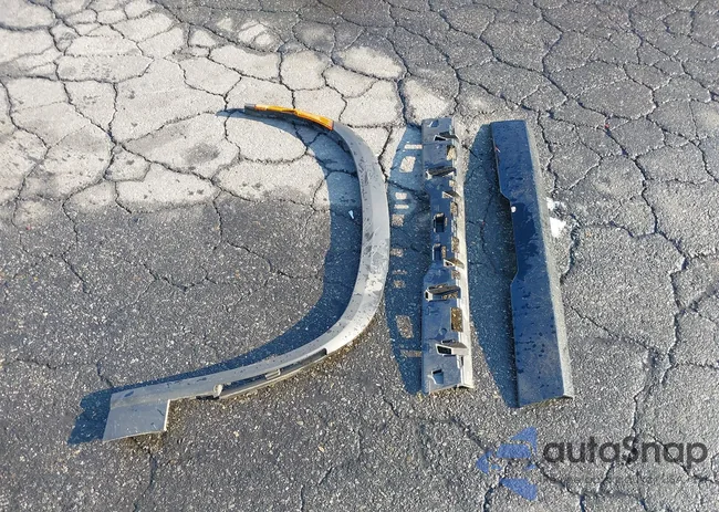 VCF1ZBU27PG005750: 42998815