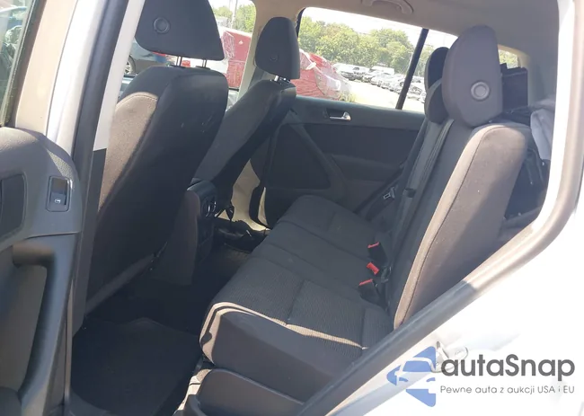 WVGAV7AX1JK004473: 42998824