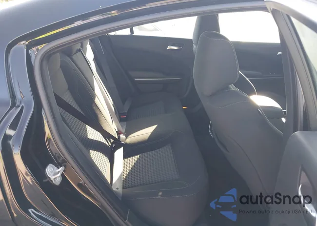 2C3CDXBG8PH579530: 42998846