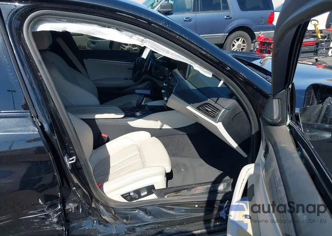 WBA53BH06MCF79240: 42998884