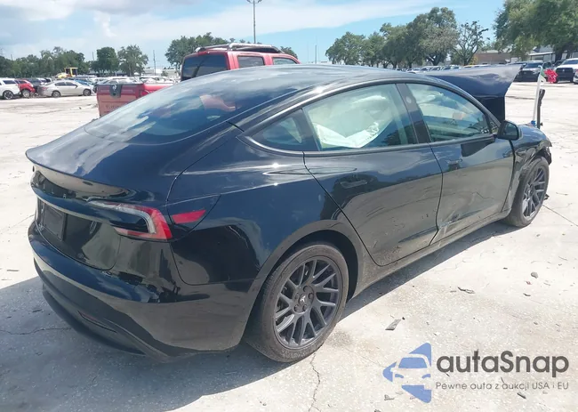 5YJ3E1EA2RF739195: 42998901