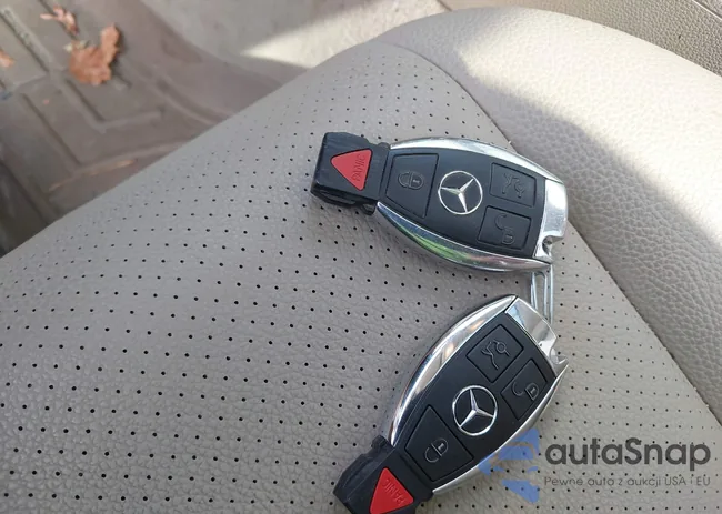 WDCGG8HBXCF757305: 42997946