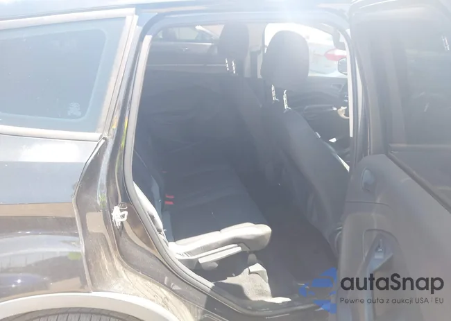 1FMCU0F73EUB28735: 42998055