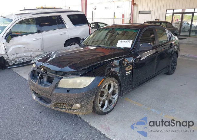 WBAPH5G50BNM77052: 42998096