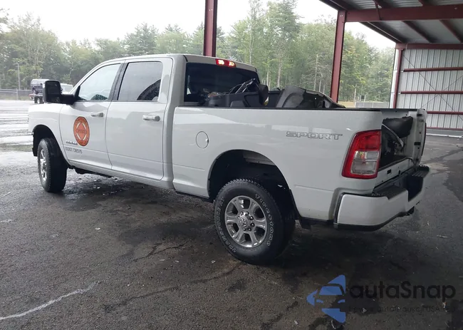 3C6UR5DJ6RG155112: 42998135