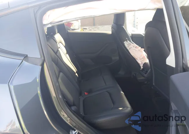 7SAYGDEE3PF831212: 42998311