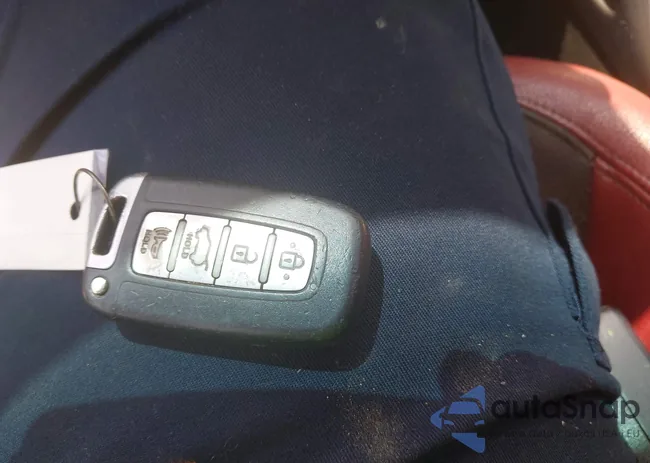 KMHTC6AD7CU067048: 42999504