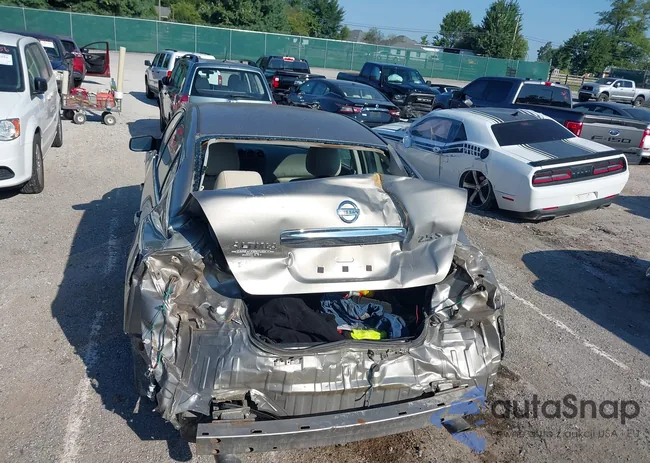 1N4AL2AP7CN402498: 42999658