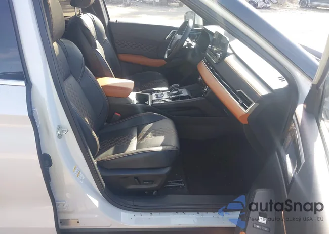 JA4J4WA82RZ015067: 42999792