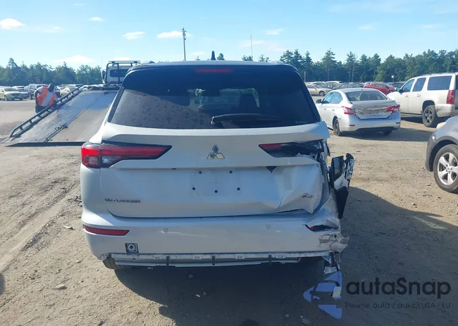 JA4J4WA82RZ015067: 42999792