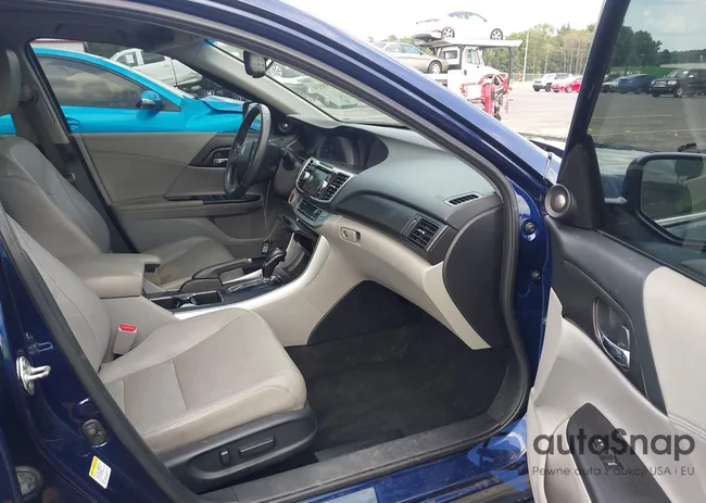 1HGCR2F82DA045535: 42999814