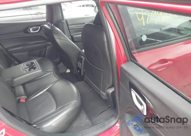 3C4NJDCN5PT543939: 42999885