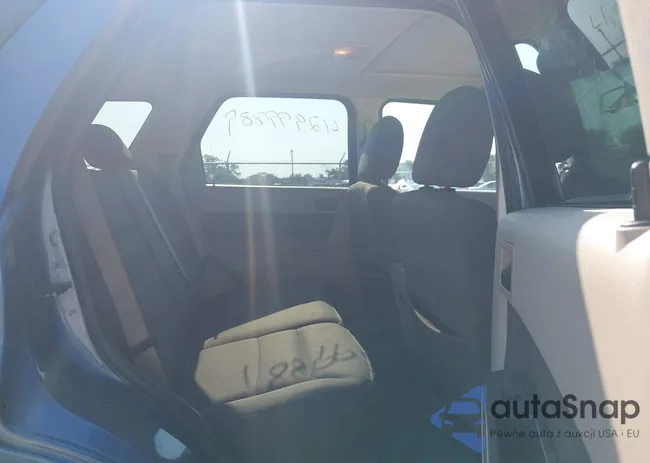 1FMCU93G49KB78733: 42999889