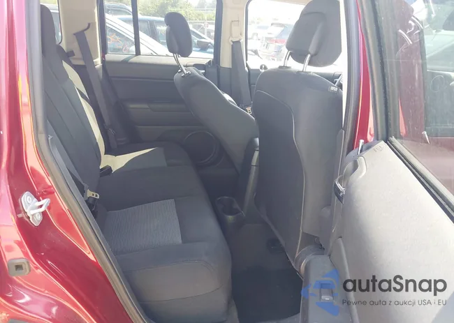 1C4NJPBA2GD732375: 42999891