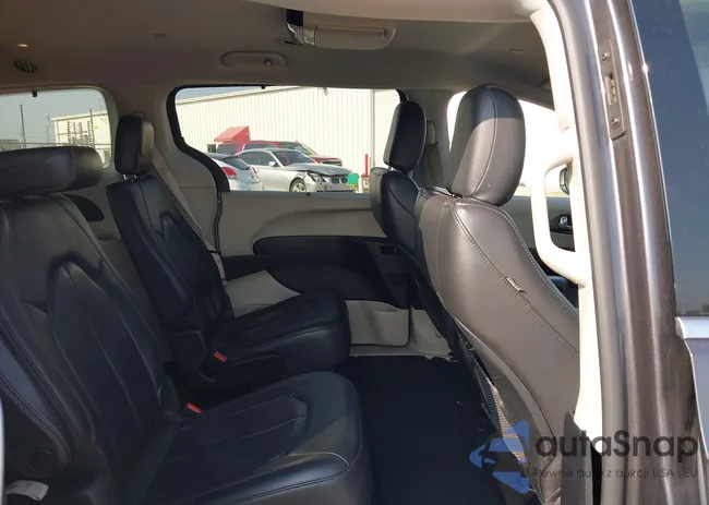 2C4RC1BGXLR137665: 42999134