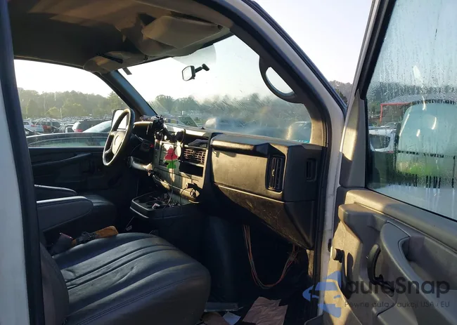 1GCWGFBA8D1102953: 42999141