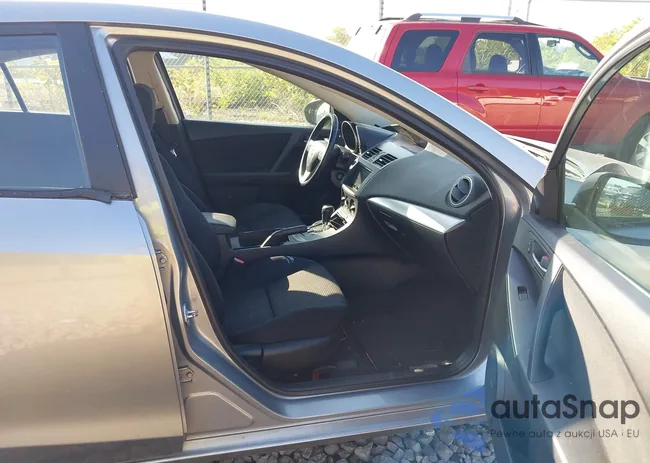 JM1BL1V88C1561369: 42999247