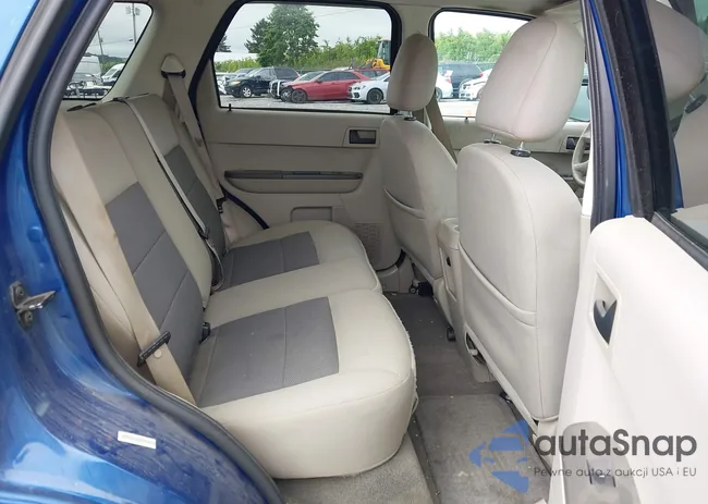 1FMCU93138KD22671: 42999319