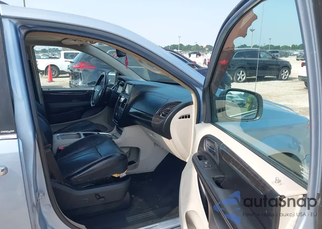 2C4RC1GG2DR515553: 42999325