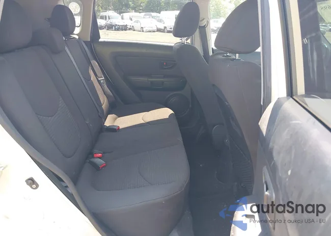 KNDJT2A5XC7473742: 43000695