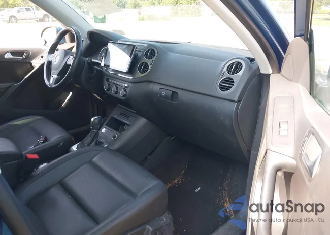 WVGSV7AX2HK015478: 43000697