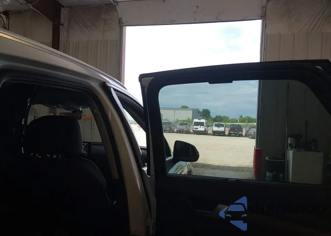 WA1EAAFY7P2157541: 43000846