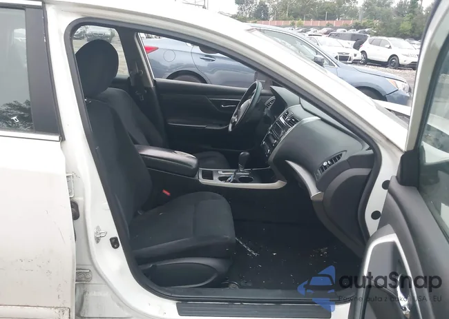 1N4AL3AP5FC492840: 42999950