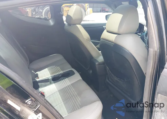 KMHTC6AD0DU149768: 43000053