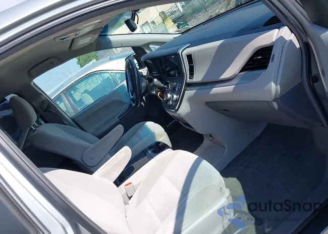 5TDKK3DC2FS573786: 43000089