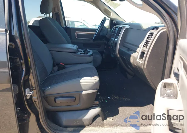 1C6RR7GG6JS224945: 43000204