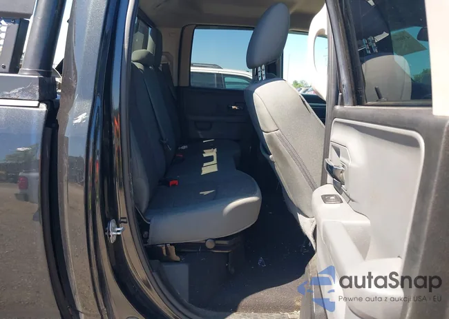 1C6RR7GG6JS224945: 43000204