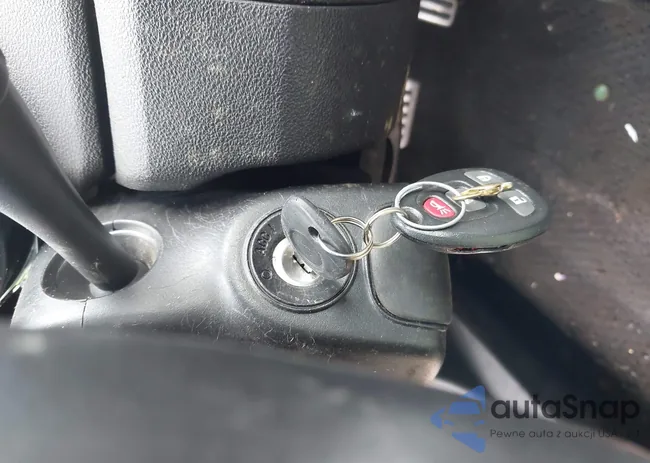 1G8MC35B48Y121500: 43001352