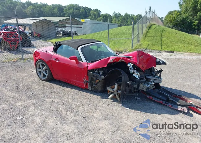 1G8MC35B48Y121500: 43001352