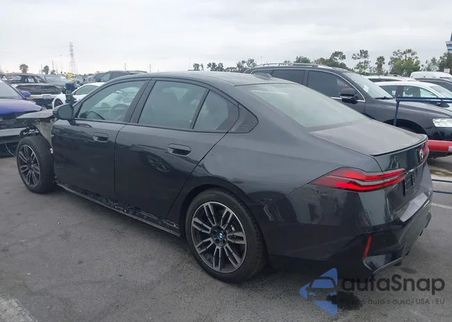 WBA43FJ00RCT07512: 43001359