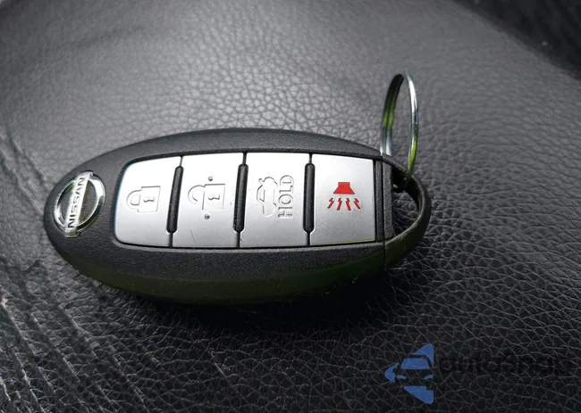 1N4AL3AP9GC229803: 43001488