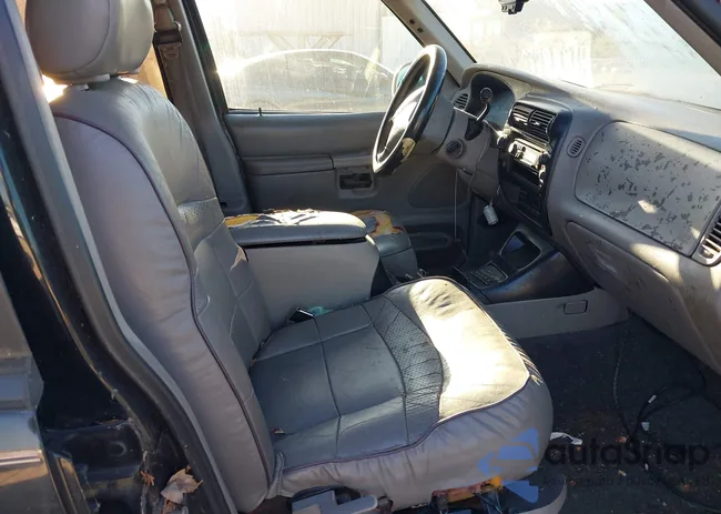 1FMDU34X9TUC13407: 43001623