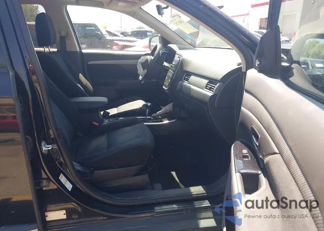 JA4AZ3A3XHZ070496: 43001702