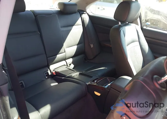 WBAKF5C54CE656685: 43001819