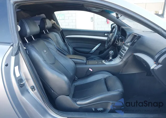 JNKCV64E98M104254: 43001010