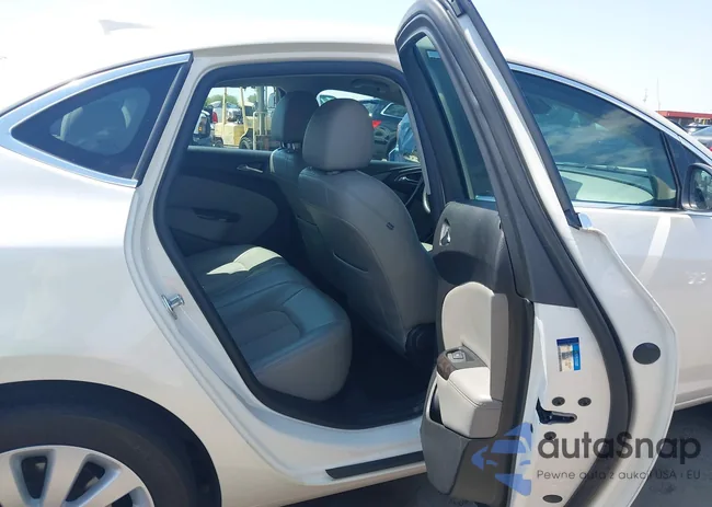 1G4PP5SK3G4138510: 43001050