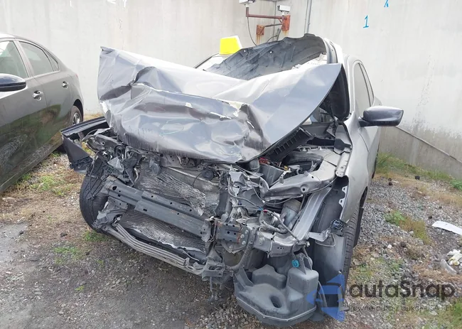 1HGCR2F52GA238150: 43001237