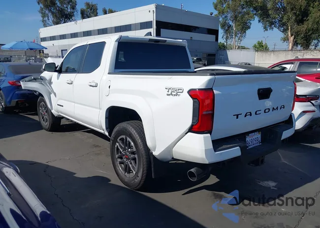 3TMKB5FN0RM016843: 43002364