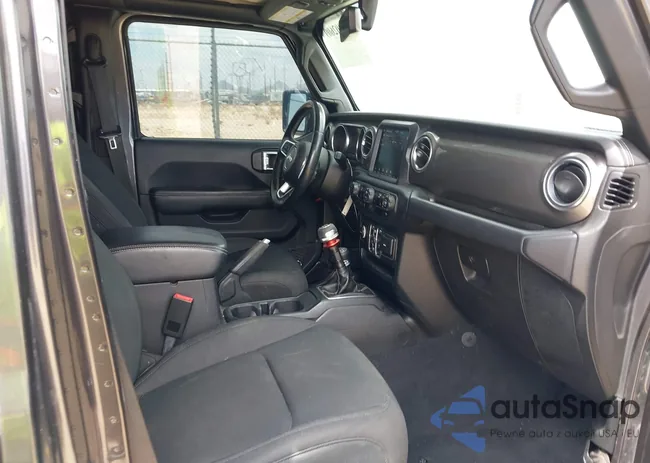 1C4HJXEG0JW329763: 43002609