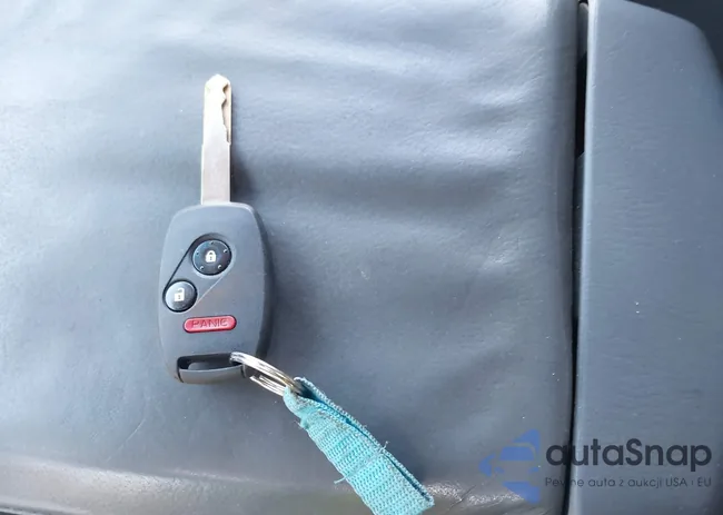 2HKYF18656H520027: 43001943