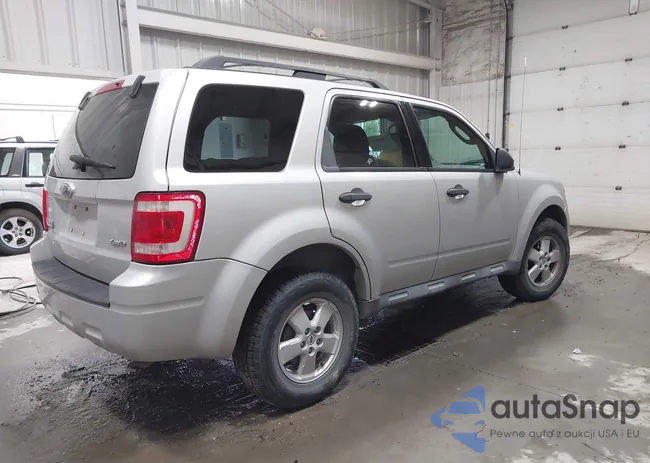 1FMCU93709KB08162: 43002044