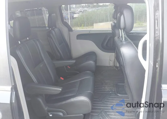 2C4RC1BG2FR727752: 43003431